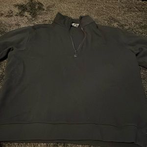 Mountain Hardware sweatshirt half zip pullover. Black XL